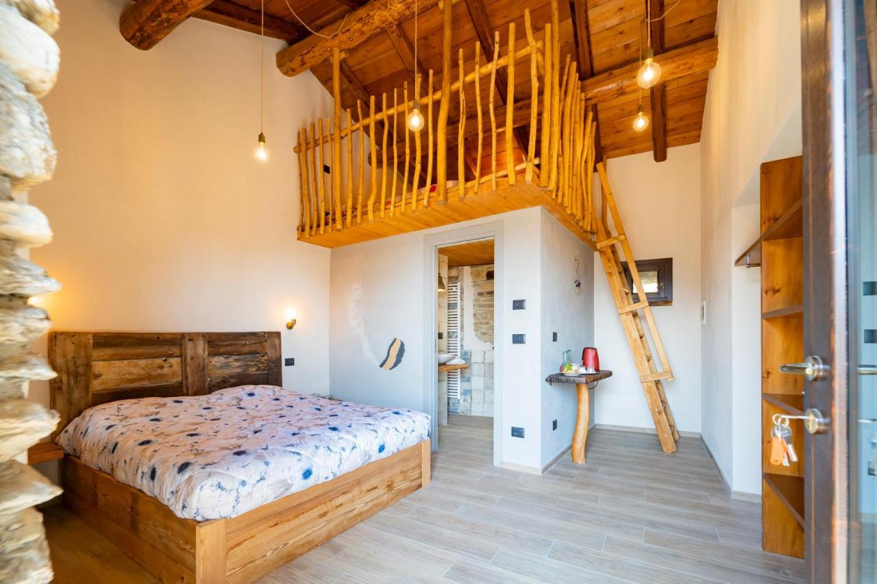 Country House Le Gaie Allegre Villar San Costanzo Exterior photo