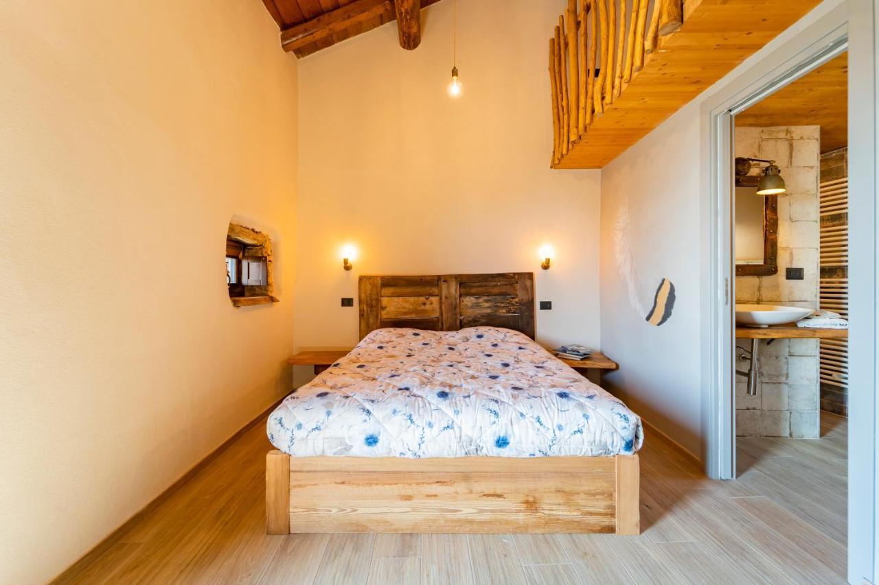 Country House Le Gaie Allegre Villar San Costanzo Exterior photo