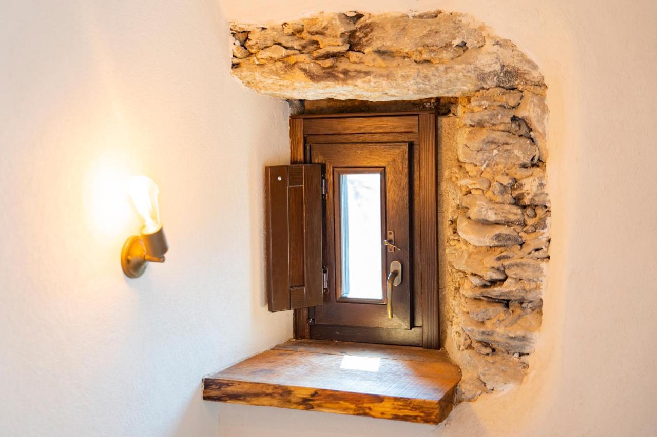 Country House Le Gaie Allegre Villar San Costanzo Exterior photo
